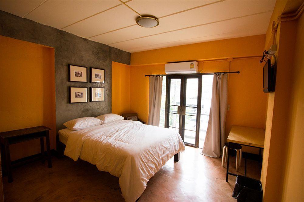 Isleep Guesthouse Τσιάνγκ Μάι Εξωτερικό φωτογραφία
