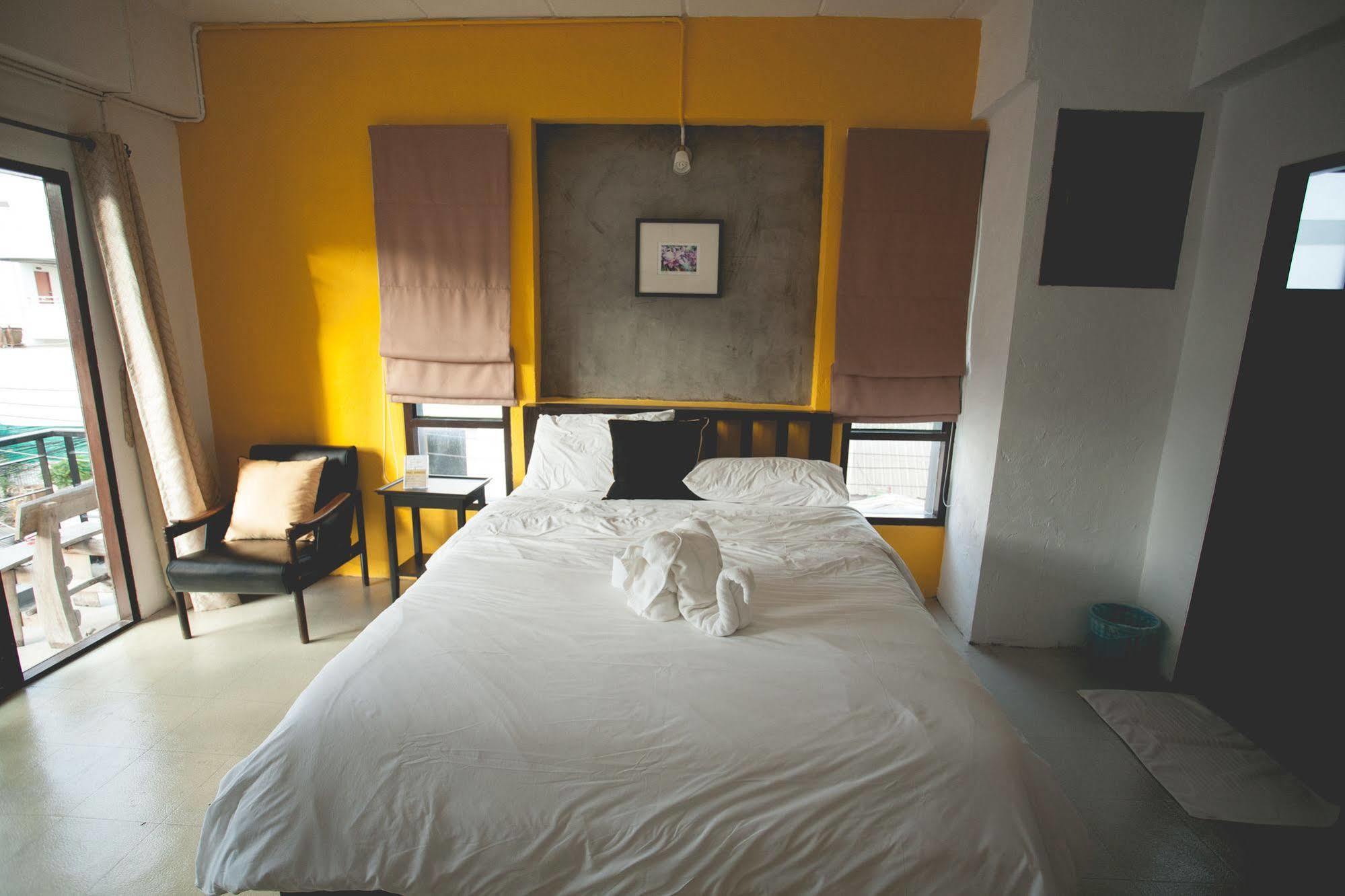 Isleep Guesthouse Τσιάνγκ Μάι Εξωτερικό φωτογραφία