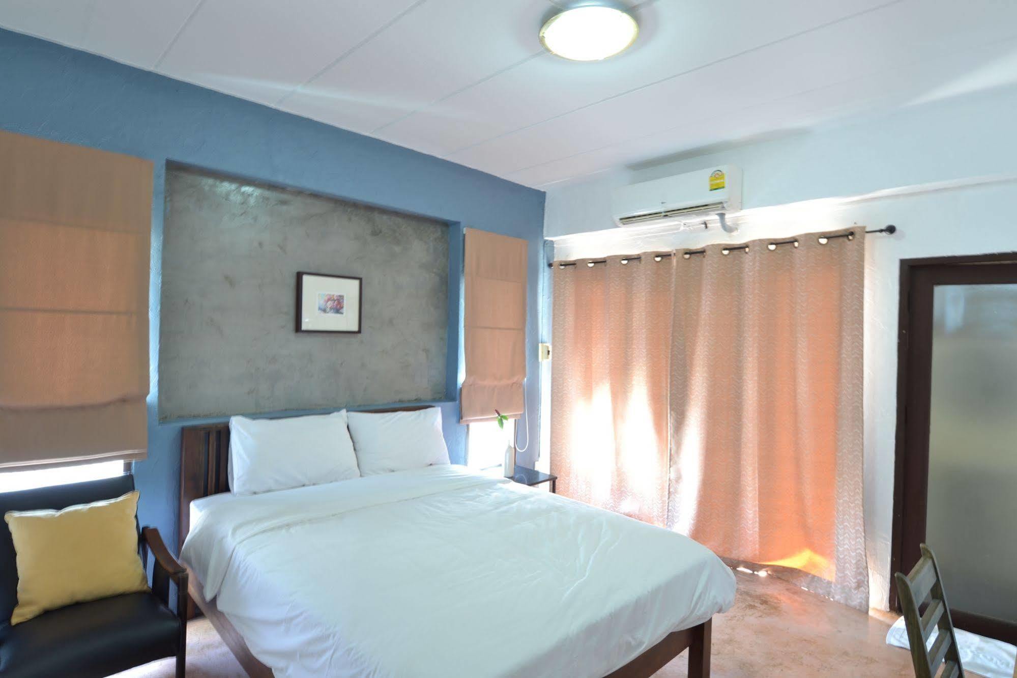 Isleep Guesthouse Τσιάνγκ Μάι Εξωτερικό φωτογραφία